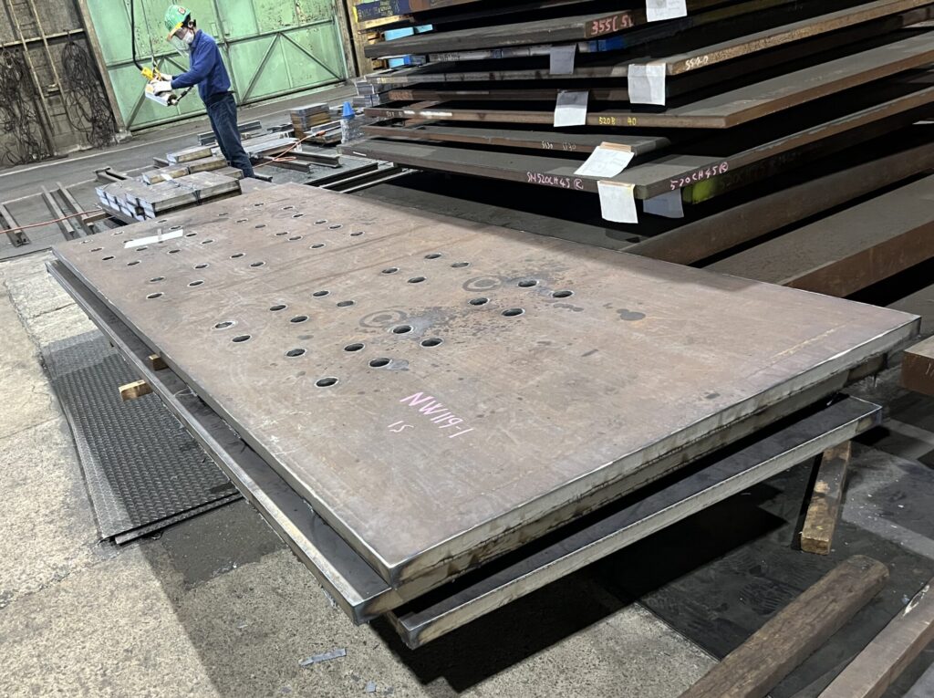 SM520CH ガス穴加工